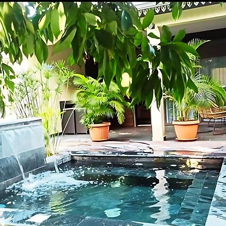 Villa Les Jardins De La Trinite 圣菲利普 外观 照片