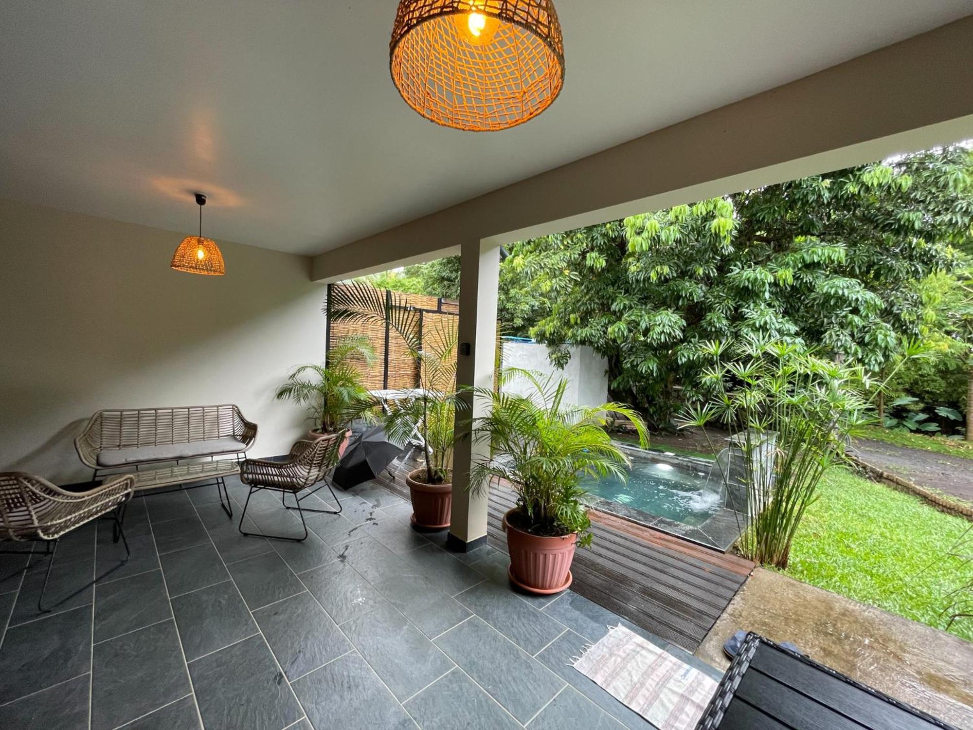 Villa Les Jardins De La Trinite 圣菲利普 外观 照片